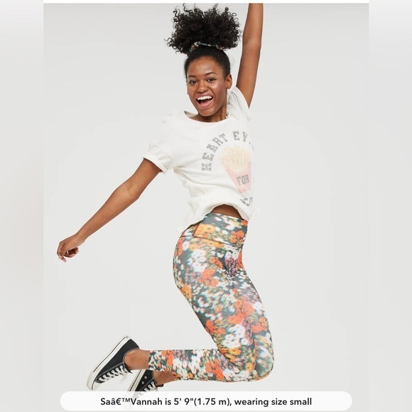 Aerie Offline High Rise 3D 7/8 Leggings Small - Picture 1 of 12